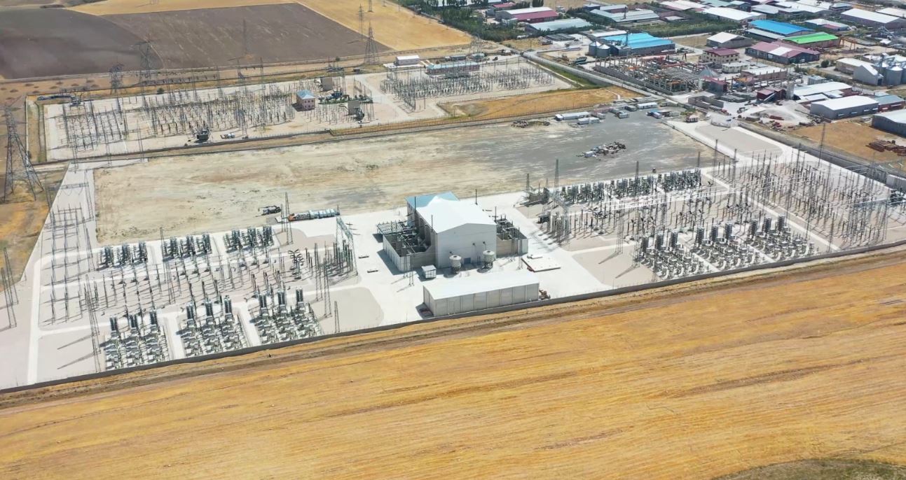 VAN - Back-to-Back Converter Station