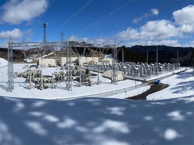 Hida Converter Station Begins Operation - Hitachi Highlights